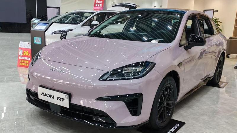 埃安4S店退车后拖延过户致征信逾期，消费者维权陷入僵局