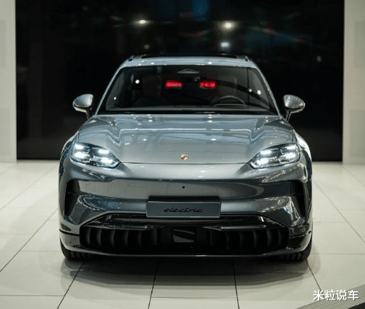 全新卡宴系列来了，这才是保时捷“巅峰颜值”，真帅！