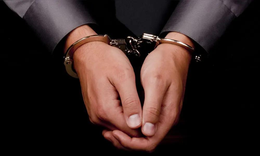 背弃民族大义必遭严惩！
湖北襄阳网警消息，一位47岁男子在微信朋友圈发布诋毁和污