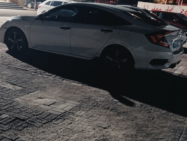 2020十代思域
我的第一辆汽车，十代思域外观是思域颜值的巅峰，内饰简约，按键设