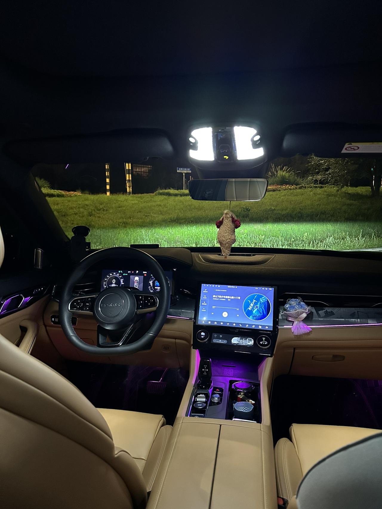 一万公里打卡，日常拍车