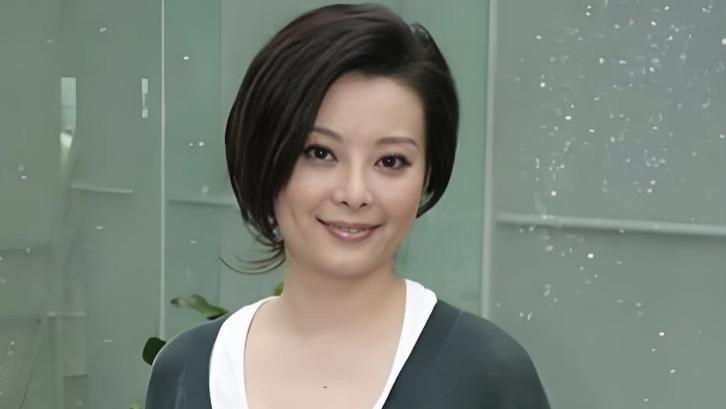 看着像假新闻，其实是真新闻，从袁立到王星，个个离谱又惊人