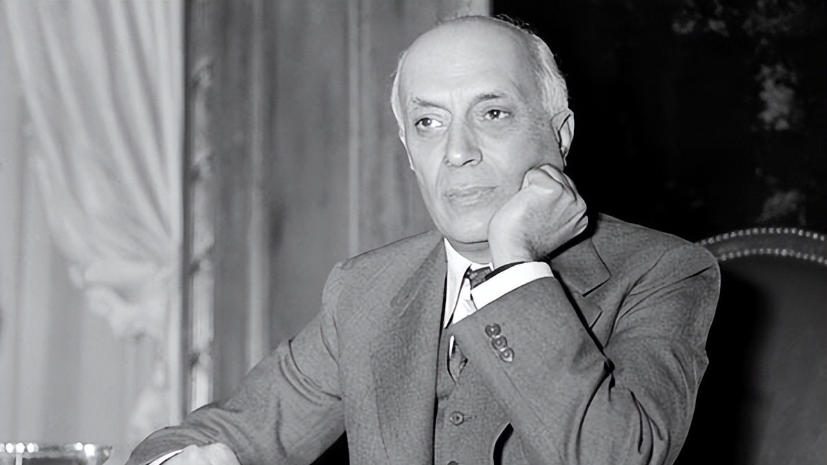 1962年，中印战争最大误判，尼赫鲁认为中国不敢出兵，这是为何？