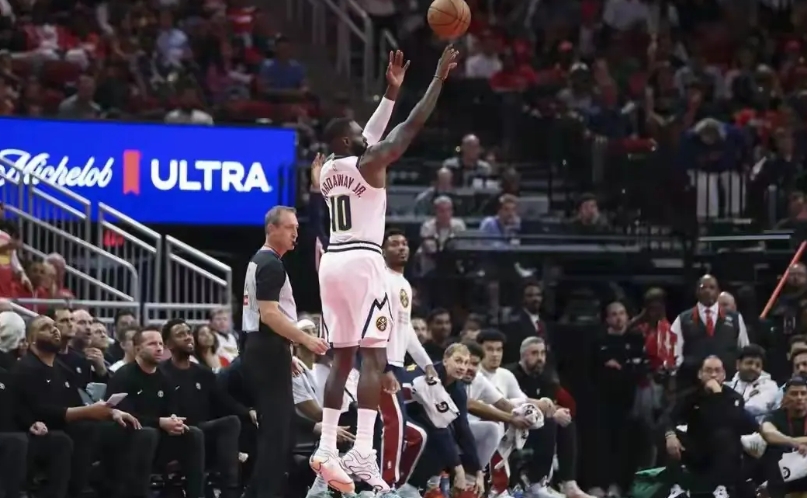 这场比赛主要输在申京上了，其次是杜兰特，申京如果失误能少两个，尤其是最后一攻那个