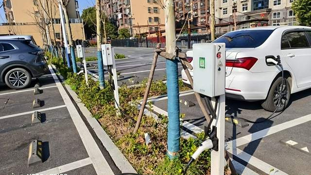 江西彭泽多元化智慧停车场: 便民利民, 深得民心