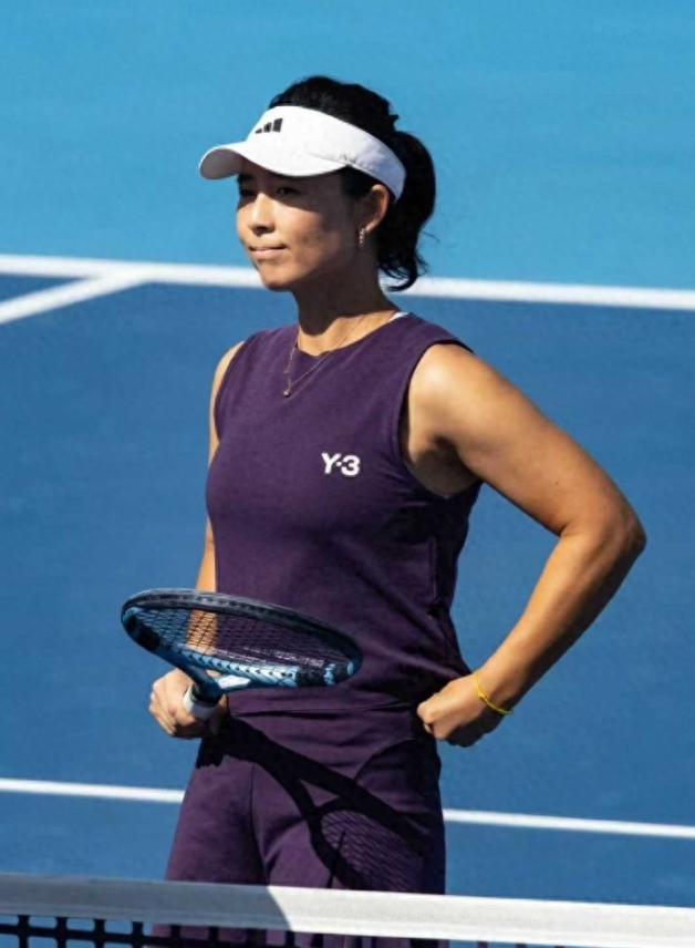 中国网球双打名将徐一璠通过社交媒体发文，控诉WTA（国际女子网球协会）以“健康考