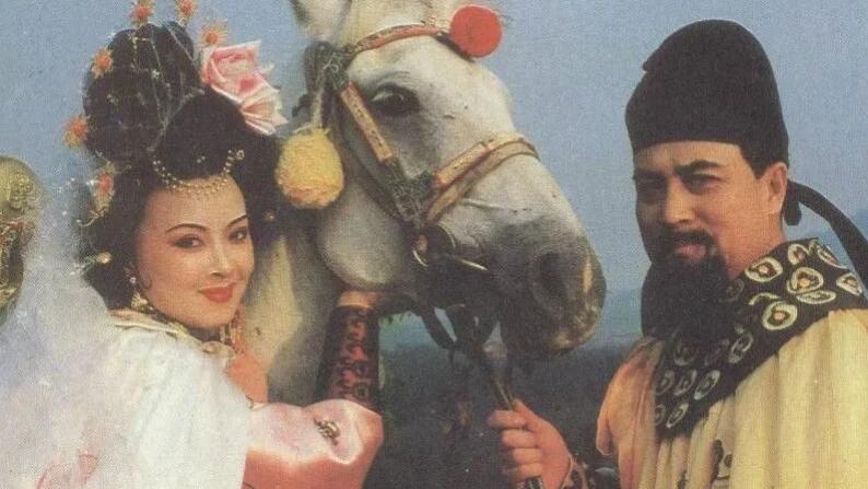 “祸水红颜”中杨玉环为何是例外，生前无政治野心，死后怪谈众多