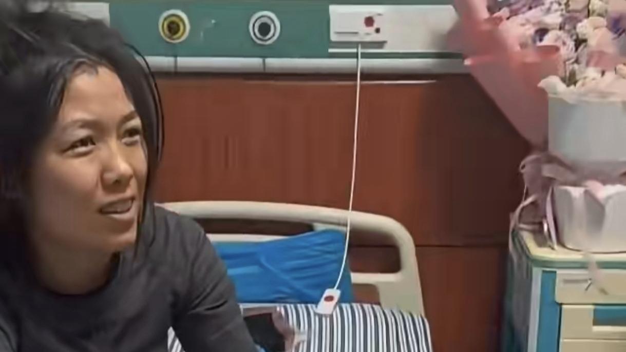 七星山“冷美人”荒野求生后报平安：头发缠成块，获封形象大使