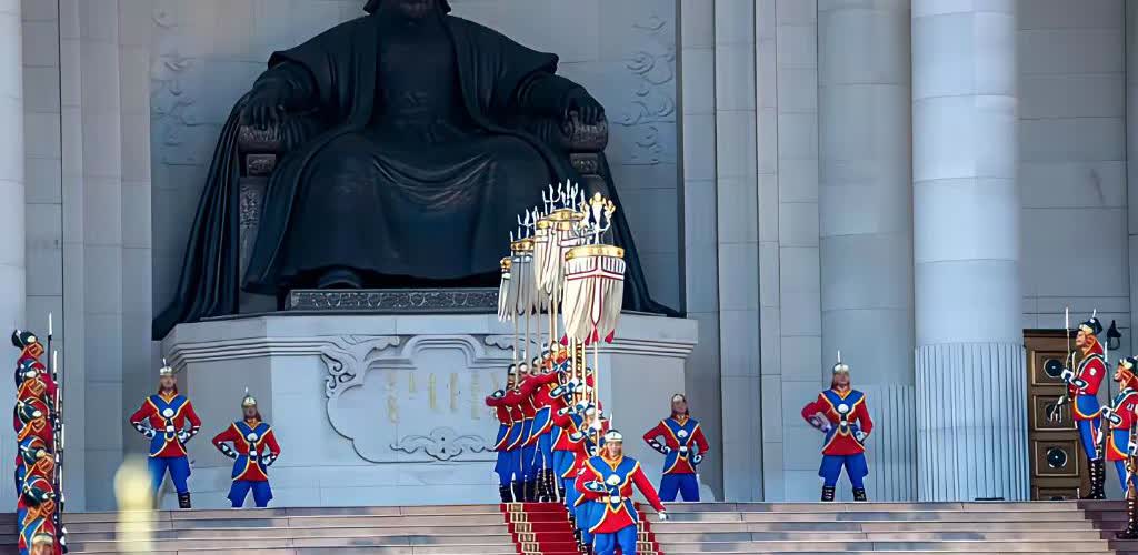 蒙古国在乌兰巴托举行阅兵仪式，庆祝建国2234周年？我的天，太可笑了，这都要做全