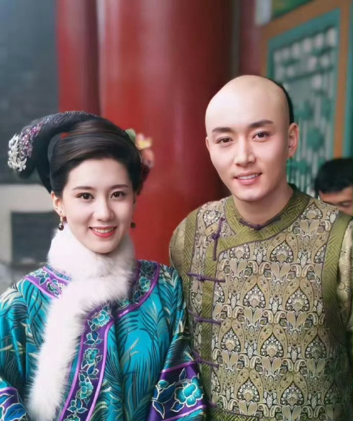 《甄嬛传》中孟静娴如果没有死，以她的才情，果郡王迟早会爱上她吧 ​ ​​​