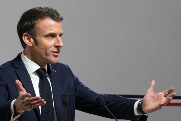 快讯！欧洲国家软骨头历来已久！
马克龙与斯塔默通话，英国首相府：双方认为特朗普在