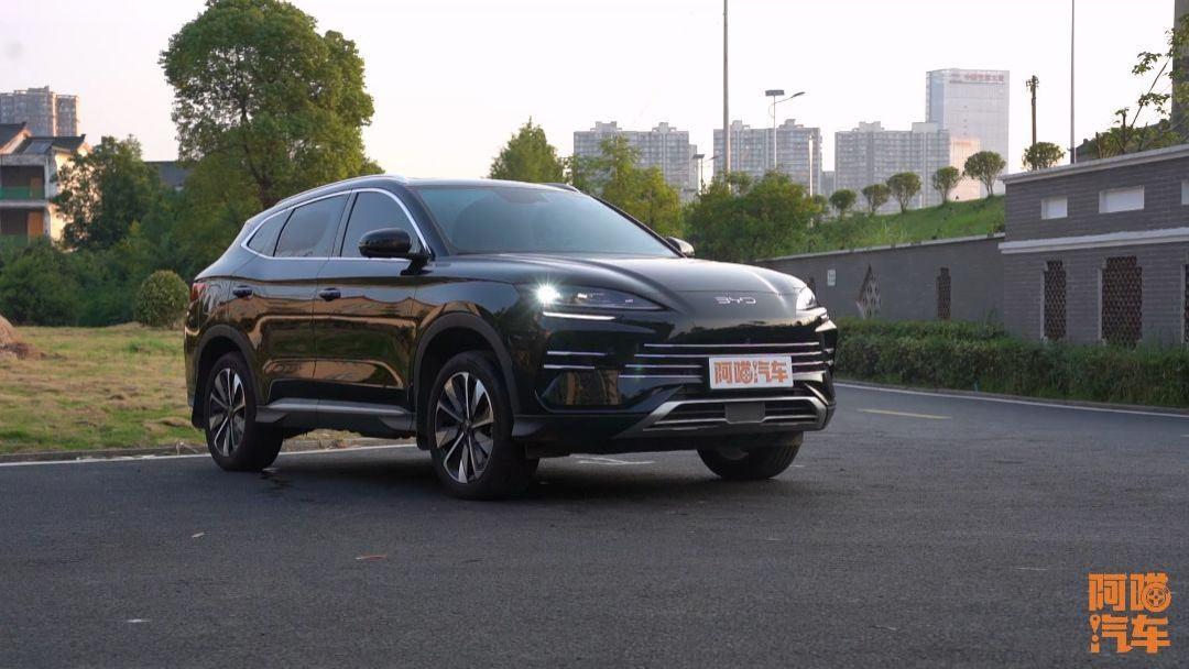 比亚迪第五代DM技术，OTA就把老车百公里油耗降0.3L，厉害了