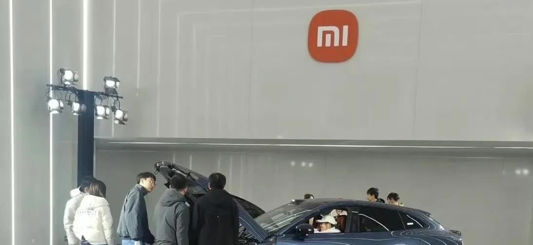 小米SUV车型，YU7真的要来了，4S店实车都摆上了，这回可不是开玩笑！

