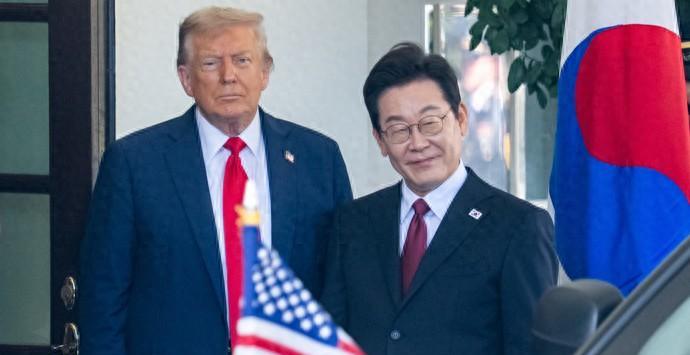 李在明把川普哄高兴了，他在白宫待的3小时，把韩国拯救出领土危机？
最近韩国总统李