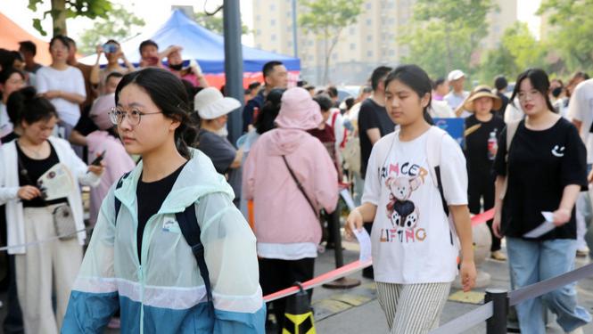考上民办本科大学后，可以选择不去读吗？