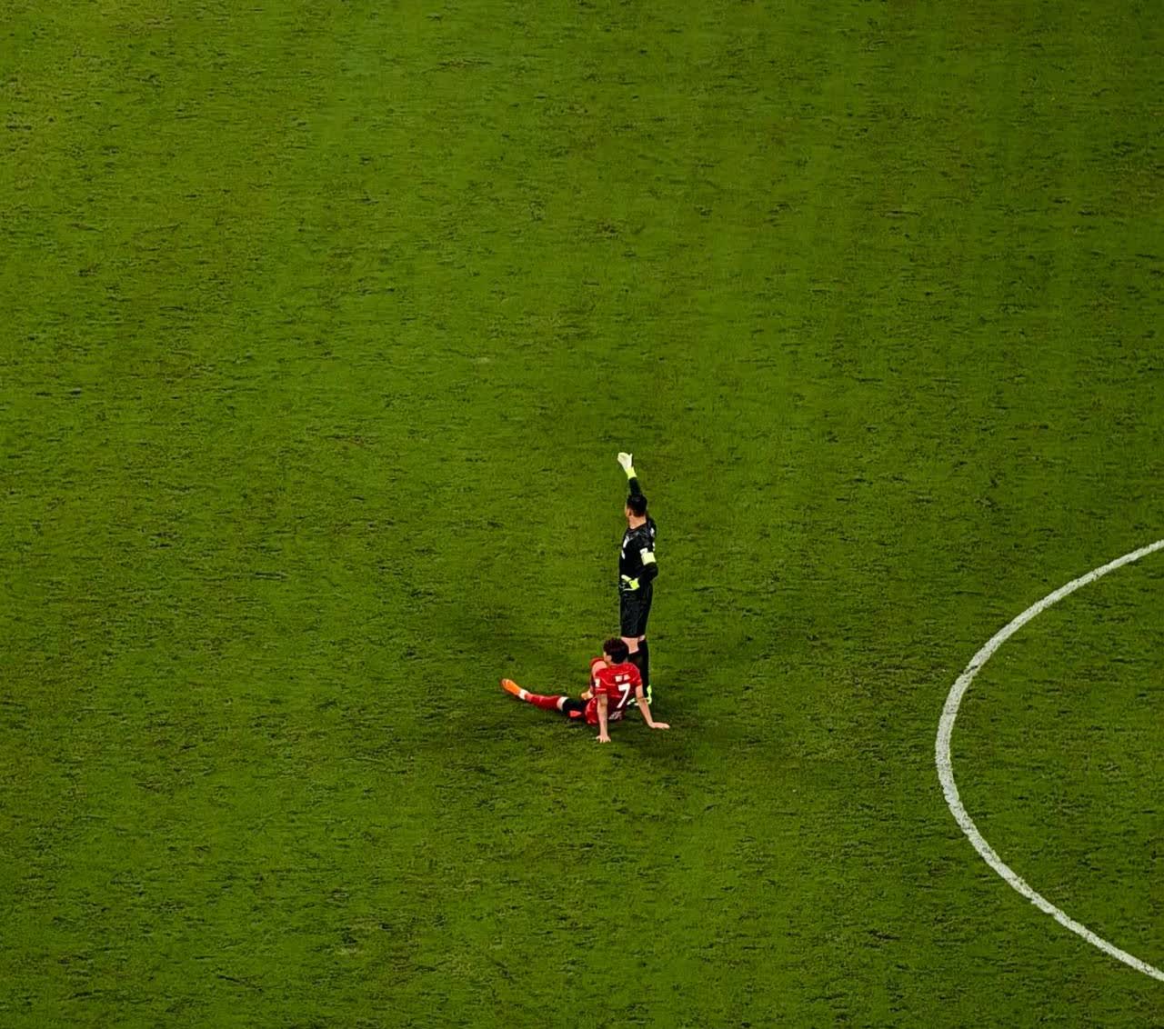 知名解说员周亮：若泰山准备启用于金永，申花完全可以在年底选择签约王大雷。
周亮