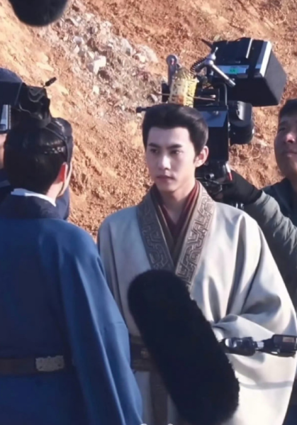 刘轩丞《秦谜》造型路透，有那个味儿了，期待！ ​​​