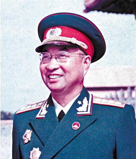 1933年春天，陈赓被捕后从南京“莫名其妙”地逃了出来，这事儿搁谁身上都玄乎，但