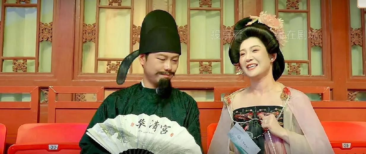 还是家乡文旅疼宇辉啊！
直接给“兰知春序”上大分，
“长恨歌”舞台剧现场直播，