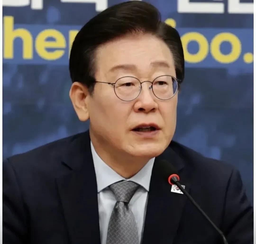 李在明放话！朝鲜半岛“非敌论”背后，韩朝博弈暗藏三大信号！
2025年8月15日