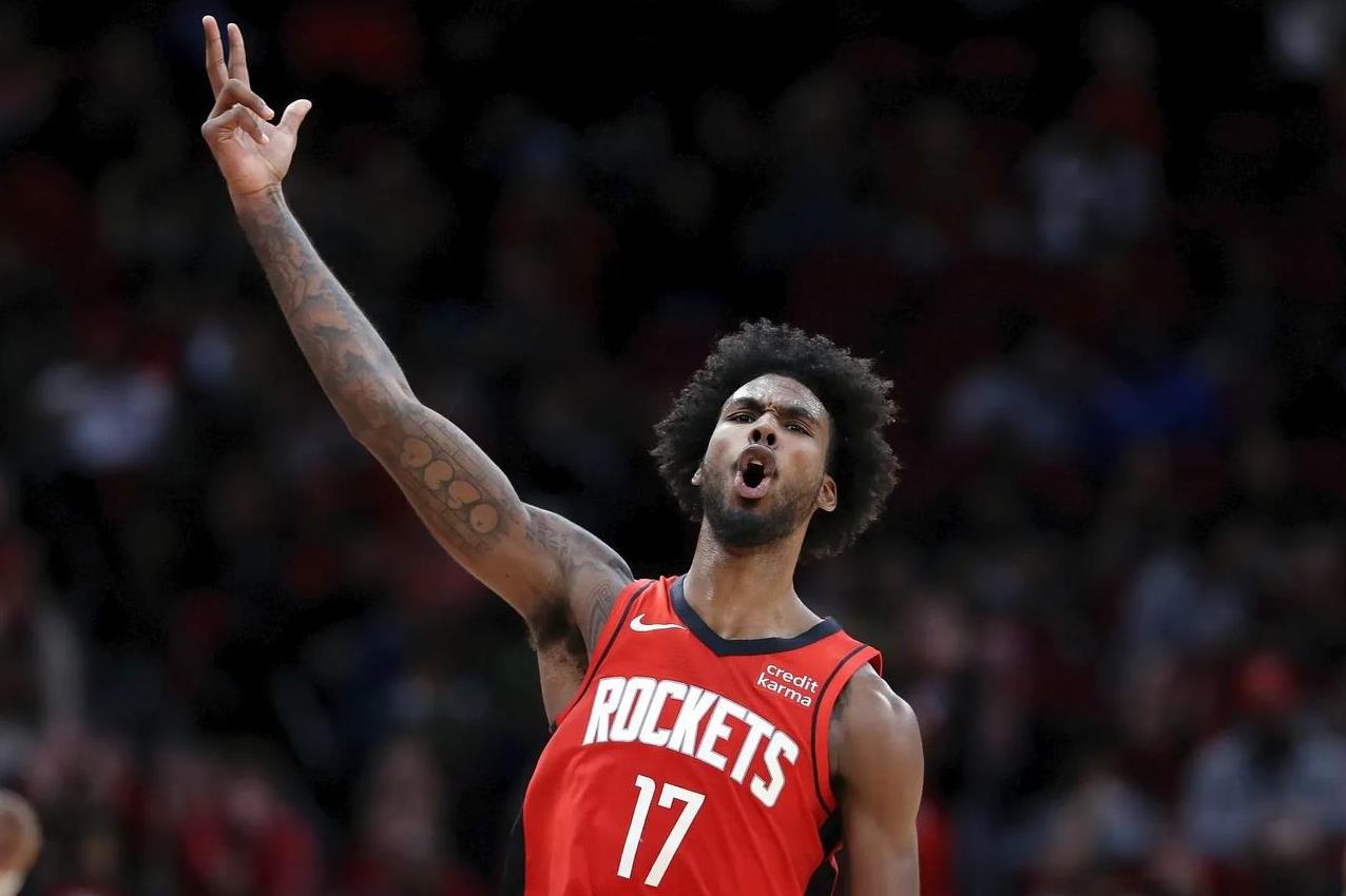 本赛季的伊森与麦克丹谁更强？
1.伊森1162分钟   麦克丹2271分钟
2.