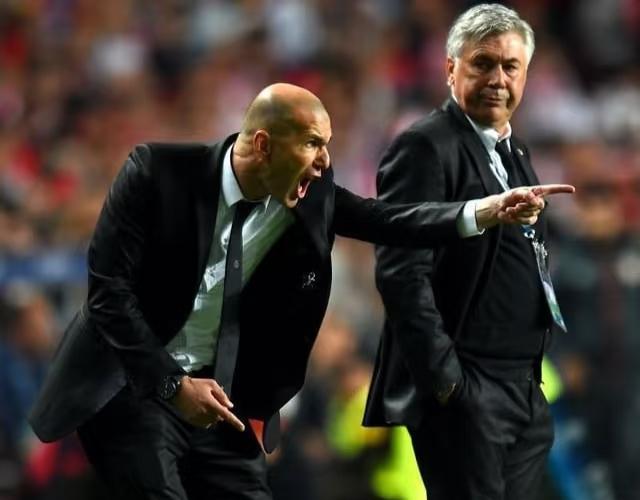 随着阿隆索帅位不稳，皇马新帅5选1，各有各的优势弊端！
齐达内70%，再救皇马一