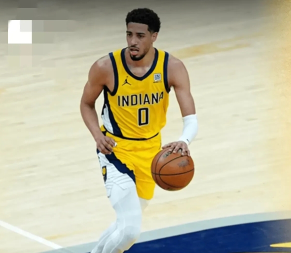 NBA情报局6月18日讯

步行者天塌了！名记Shams紧急爆料：哈利伯顿右小腿
