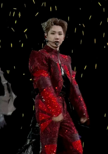 收官场名场面预定！汪苏泷抽查迪士尼合作曲，粉丝全程无提词器接唱，爱是有星星落在手