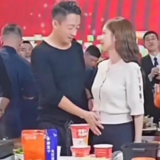 一个人的善良是定性的，如果马筱梅有了自己的孩子，一定对玥玥姐弟俩也不会差的。
 