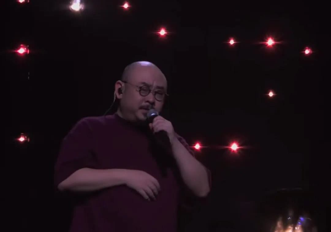 娱乐圈的残酷，在刀郎身上应验了！

昨晚，刀郎的演唱会在重庆站完美落幕。
