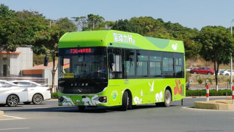 数亿投入打水漂？千辆氢能公交闲置背后：民生与前沿的艰难平衡