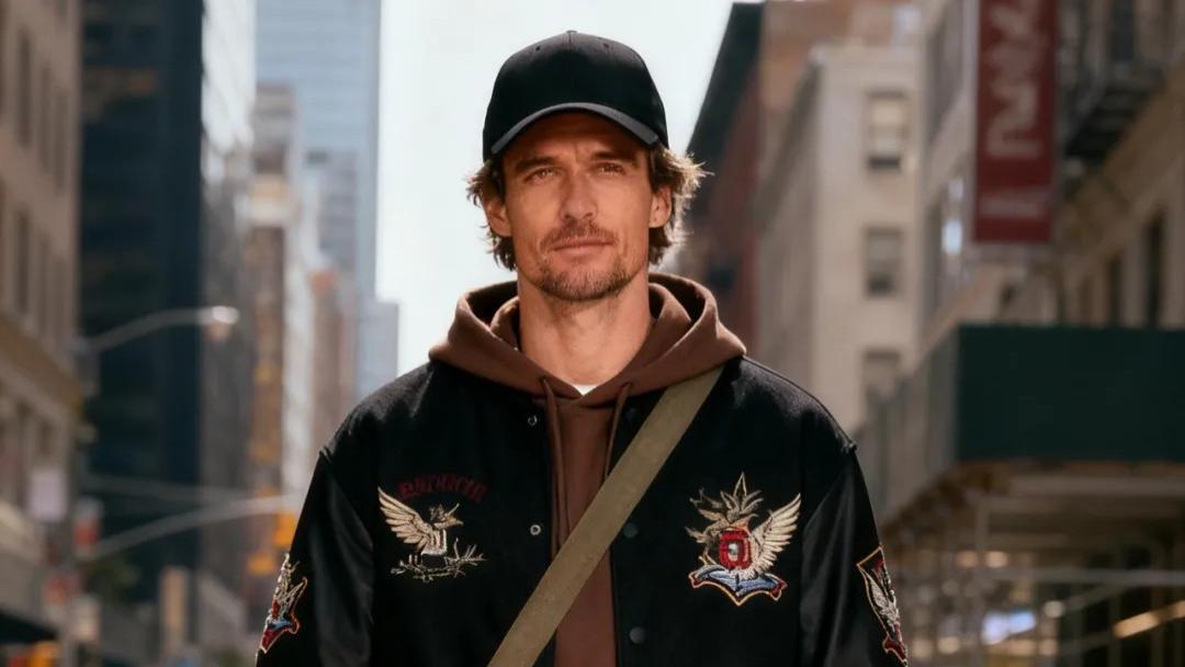 男士秋冬必备棒球服！4种风格切换+3色搭配公式，轻松穿出高级辨识度