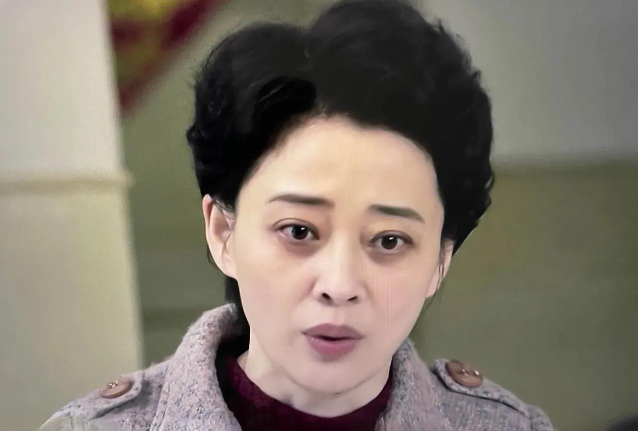 梅婷和郭涛、陆毅扮演夫妻，都很有夫妻相，为啥和佟大为就不行呢？       《父
