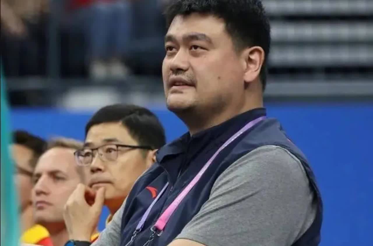 体育要服从国家战略，中国男篮请塞尔维亚主教练是两国深度合作的一部分，炒老乔不是姚
