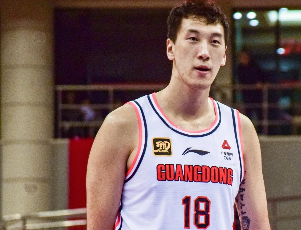同样打了5场季后赛，这就是差距；
王少杰，年薪120万元，打了5场，投篮11投3