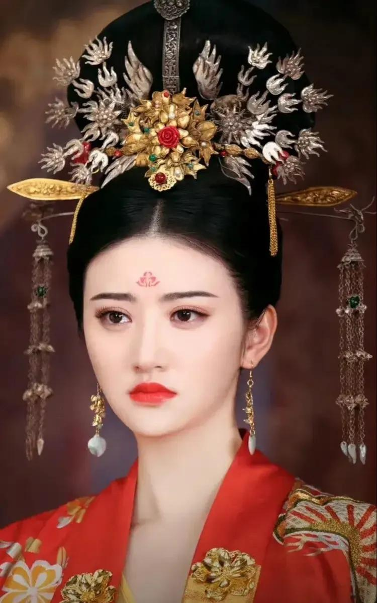 公元1147年，陆游难违母命，忍痛休弃妻子唐婉，转身就娶了1妻1妾。见陆游已经续