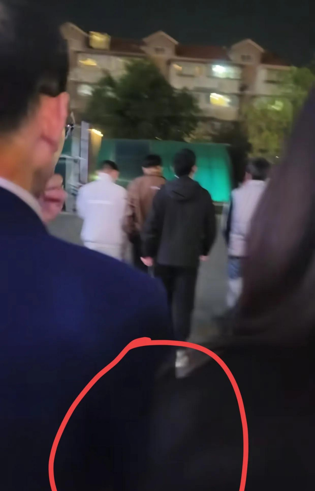 谢家夫妇校园送子破谣言











天呐！惊天大反转！豪门恩怨竟是乌龙