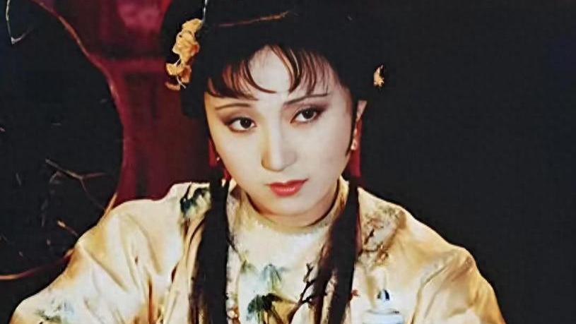 “黛玉”不是随便起的！揭秘《红楼梦》中最凄美的名字玄机！