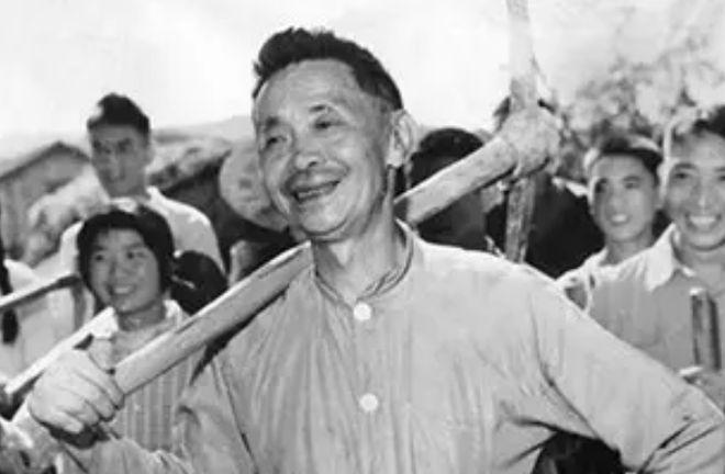 1957年， 开国少将甘祖昌请求总政：“我脑袋有伤，不适合当官，想回老家，去当农