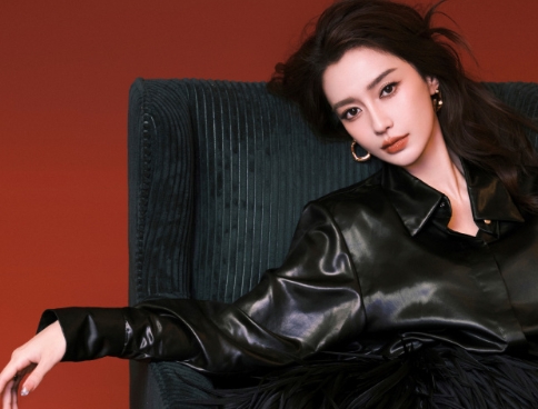Angelababy活动造型，审美太在线了。