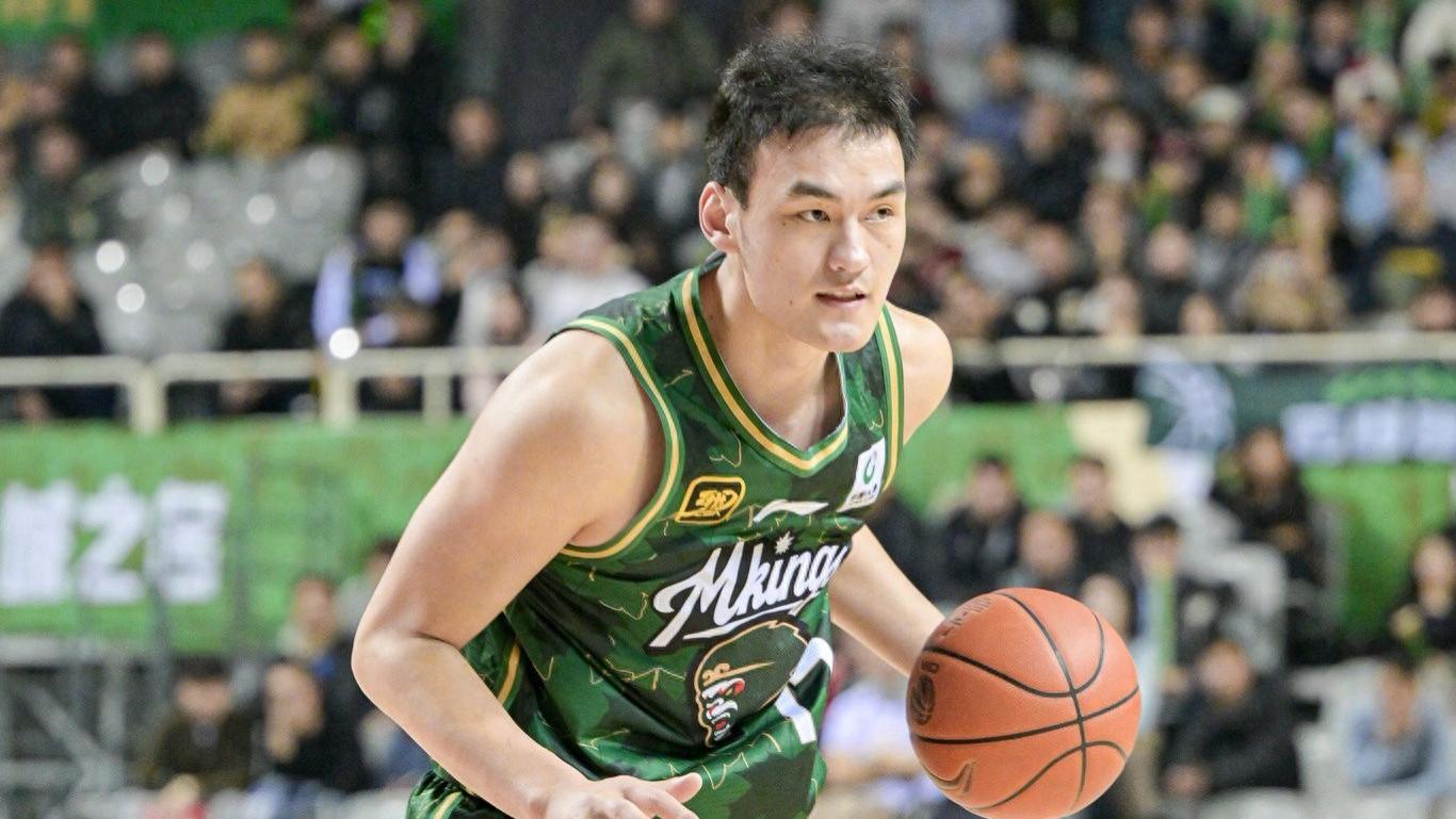 南京队有拼搏态度、投篮准度、对抗强度！