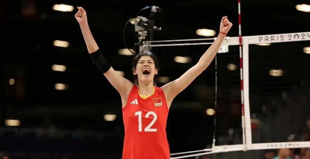 女排：3：0横扫泰国女排李盈莹首发登场
女排世锦赛开赛在即中国女排率先打响了与泰