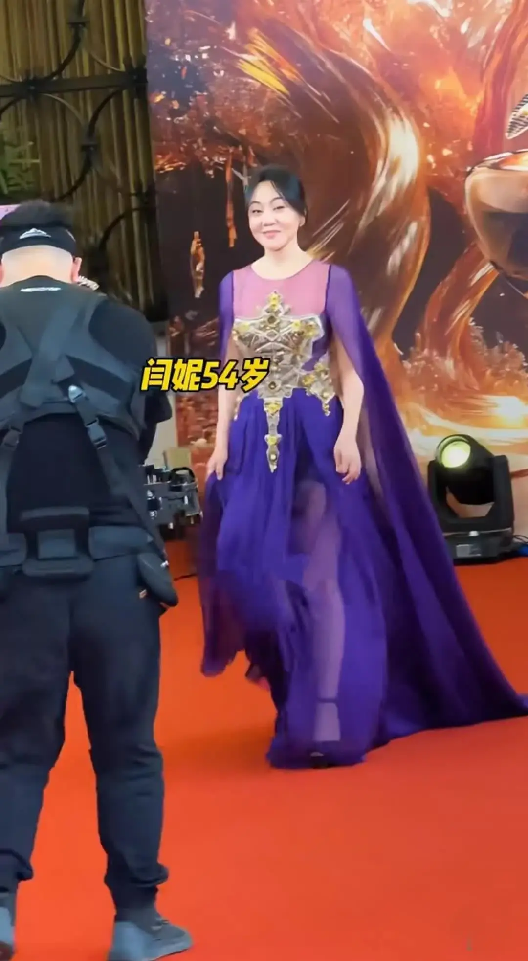 看闫妮这状态能演到100岁