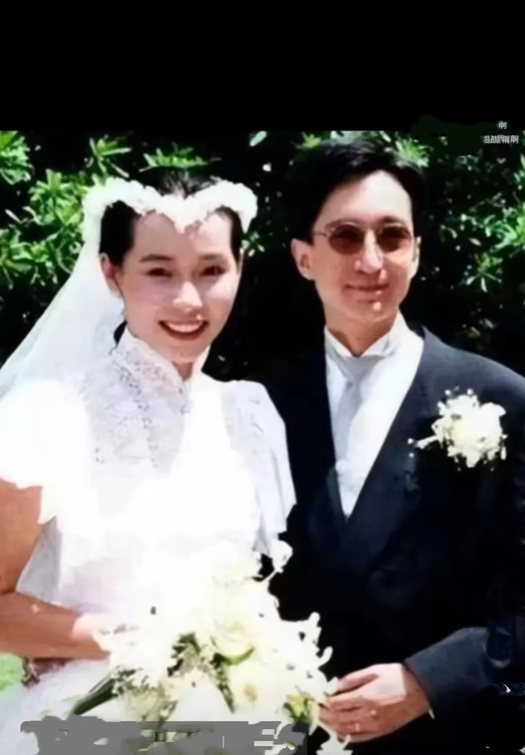叶童婚姻与事业的羁绊











我的天哪！叶童的婚姻简直就是一部狗血