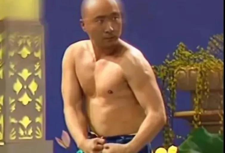 陈佩斯回应“春晚第一膀”：我管你那么多！观众笑趴就是底气！
当年春晚舞台规矩森严