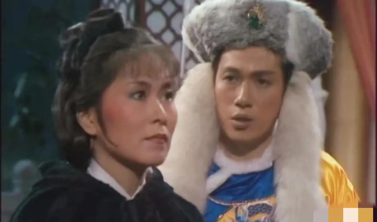 包惜弱从不想做什么金国的王妃？
怎么说呢，包惜弱是有小家情义，但大家（国家）意识