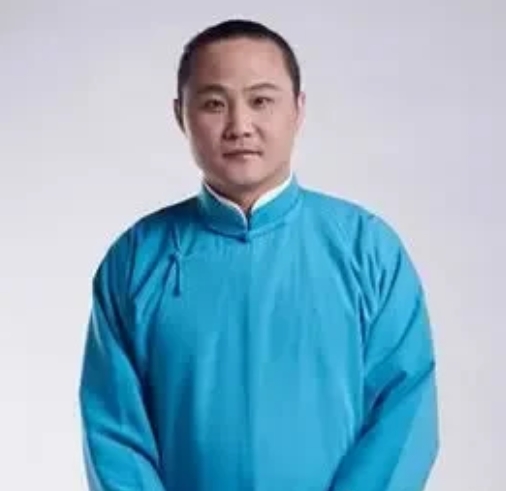 相声演员开直播已不是什么新鲜事了，近两年涉足曲艺赛道的不在少数。利用互联网来宣传