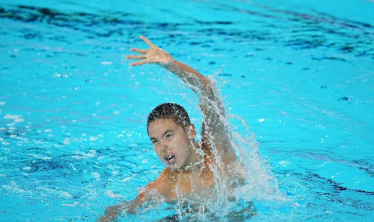 之前技术自选比赛郭牧也获得第四名。
奖牌榜上，德国继续以四枚公开水域的金牌列第一