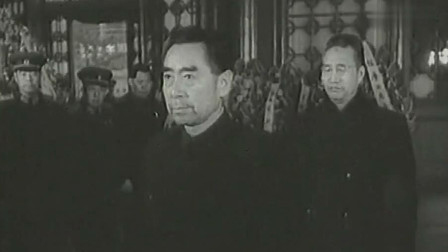 周总理在陈赓的追悼会上，沉痛悼念他的爱将，陈赓大将。陈赓不幸病逝，周总理正在广州