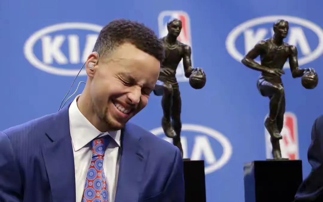 本土球星被全面压制，何日才能出头？
今日NBA官网撰文讨论美国本土球员能否重夺常